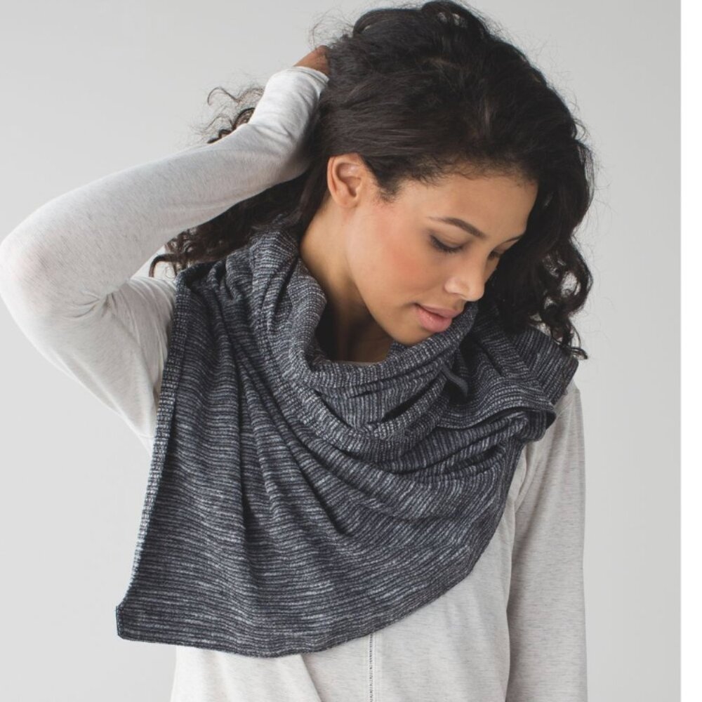 Lululemon Vinyasa Scarf